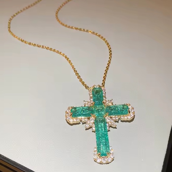 Jewelry - Elegant Gold and Green Cross Pendant Necklace